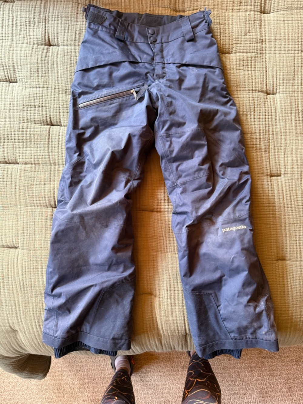 Patagonia Boys Snow/Ski Pants, Navy, size small (7-8)